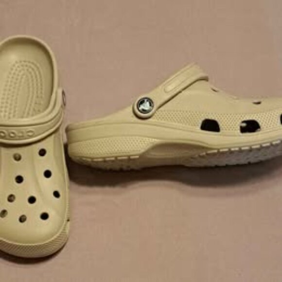 Crocs - Picture 3 of 4